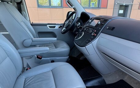 Volkswagen Multivan T5, 2011 год, 2 250 000 рублей, 23 фотография