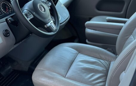 Volkswagen Multivan T5, 2011 год, 2 250 000 рублей, 18 фотография