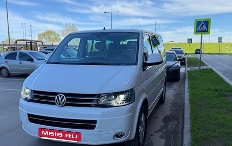 Volkswagen Multivan T5, 2011 год, 2 250 000 рублей, 10 фотография