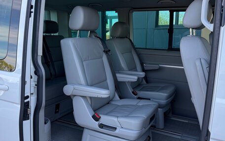 Volkswagen Multivan T5, 2011 год, 2 250 000 рублей, 31 фотография