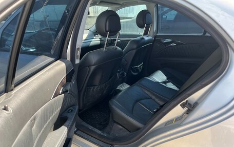 Mercedes-Benz E-Класс, 2003 год, 630 000 рублей, 9 фотография