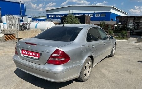 Mercedes-Benz E-Класс, 2003 год, 630 000 рублей, 3 фотография