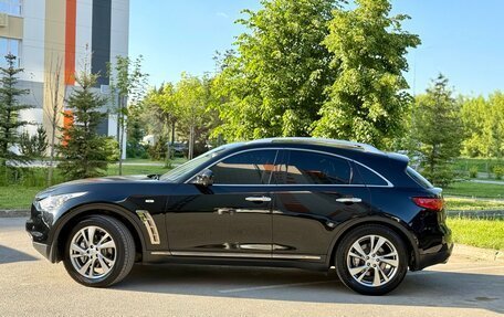 Infiniti FX II, 2013 год, 2 295 000 рублей, 6 фотография