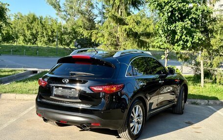 Infiniti FX II, 2013 год, 2 295 000 рублей, 9 фотография