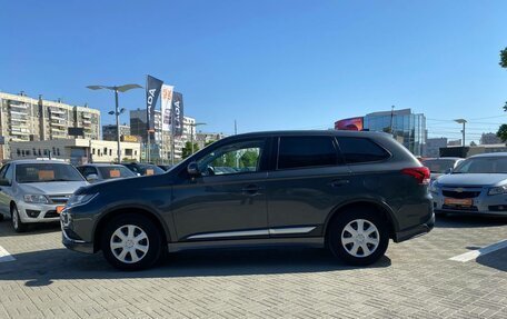 Mitsubishi Outlander III рестайлинг 3, 2019 год, 1 790 000 рублей, 6 фотография