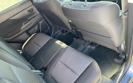 Mitsubishi Outlander III рестайлинг 3, 2019 год, 1 790 000 рублей, 9 фотография