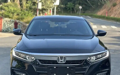 Honda Accord IX рестайлинг, 2020 год, 1 750 000 рублей, 2 фотография