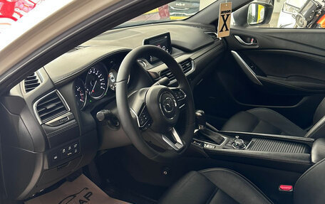 Mazda 6, 2017 год, 2 300 000 рублей, 11 фотография
