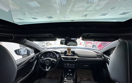 Mazda 6, 2017 год, 2 300 000 рублей, 13 фотография