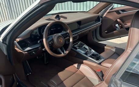 Porsche 911, 2021 год, 19 000 000 рублей, 9 фотография