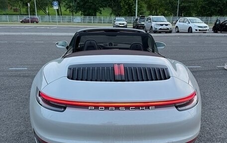 Porsche 911, 2021 год, 19 000 000 рублей, 7 фотография