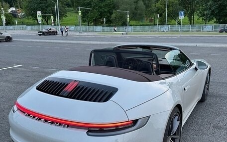 Porsche 911, 2021 год, 19 000 000 рублей, 6 фотография