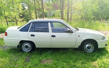 Daewoo Nexia I рестайлинг, 2011 год, 415 000 рублей, 3 фотография