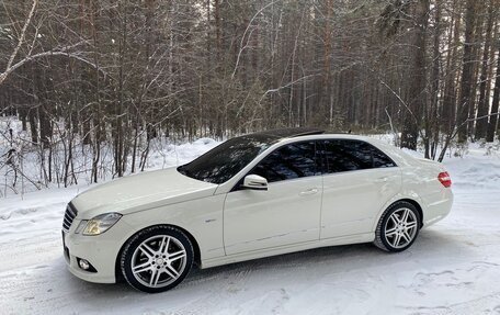 Mercedes-Benz E-Класс, 2009 год, 1 740 000 рублей, 5 фотография