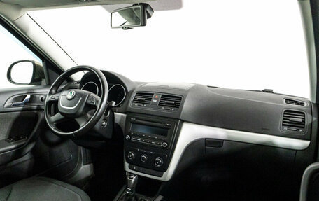 Skoda Yeti I рестайлинг, 2013 год, 1 049 700 рублей, 9 фотография