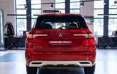 Mitsubishi Outlander, 2023 год, 5 600 000 рублей, 6 фотография