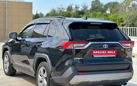 Toyota RAV4, 2021 год, 3 135 000 рублей, 6 фотография