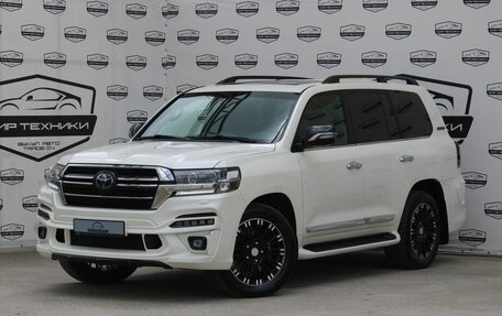 Toyota Land Cruiser 200, 2017 год, 7 500 000 рублей, 1 фотография