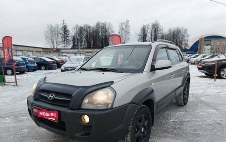 Hyundai Tucson III, 2005 год, 899 000 рублей, 3 фотография