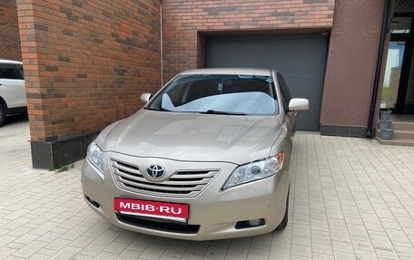 Toyota Camry, 2008 год, 1 190 000 рублей, 2 фотография