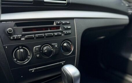 BMW 1 серия, 2010 год, 700 000 рублей, 7 фотография