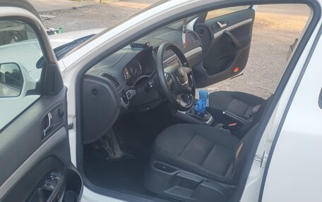Skoda Octavia, 2011 год, 830 000 рублей, 9 фотография