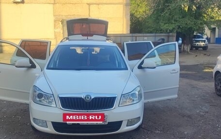 Skoda Octavia, 2011 год, 830 000 рублей, 17 фотография