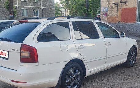 Skoda Octavia, 2011 год, 830 000 рублей, 26 фотография