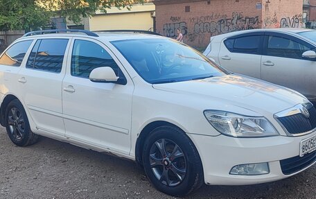 Skoda Octavia, 2011 год, 830 000 рублей, 24 фотография