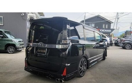 Toyota Voxy III, 2021 год, 1 805 123 рублей, 6 фотография