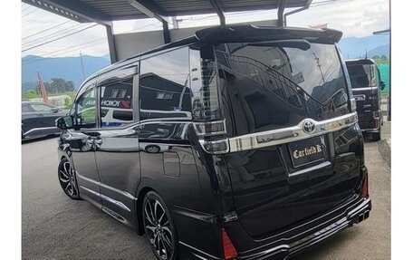 Toyota Voxy III, 2021 год, 1 805 123 рублей, 8 фотография