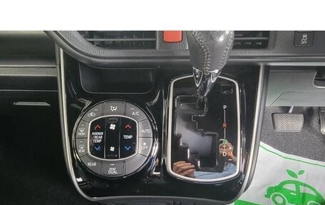 Toyota Voxy III, 2021 год, 1 805 123 рублей, 17 фотография