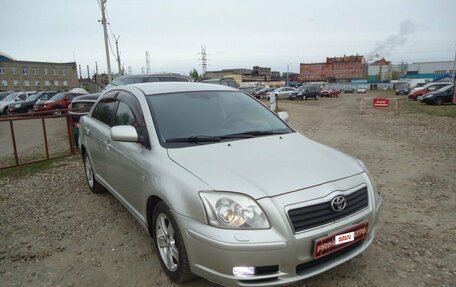 Toyota Avensis III рестайлинг, 2004 год, 699 000 рублей, 2 фотография