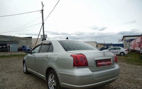 Toyota Avensis III рестайлинг, 2004 год, 699 000 рублей, 6 фотография