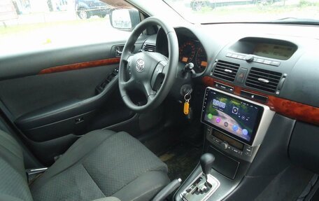 Toyota Avensis III рестайлинг, 2004 год, 699 000 рублей, 16 фотография