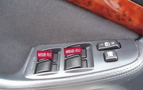 Toyota Avensis III рестайлинг, 2004 год, 699 000 рублей, 20 фотография