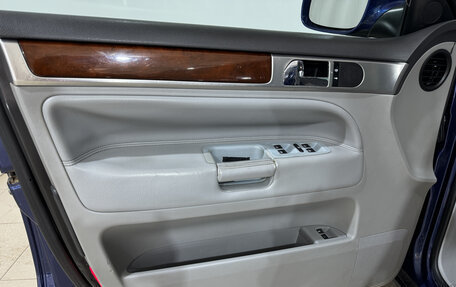 Volkswagen Touareg III, 2003 год, 650 000 рублей, 7 фотография