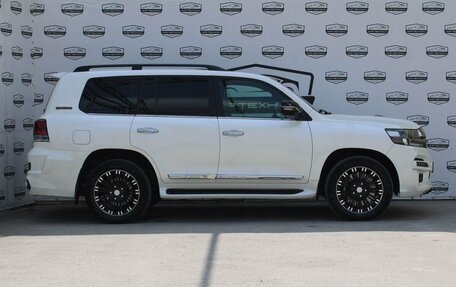 Toyota Land Cruiser 200, 2017 год, 7 500 000 рублей, 10 фотография