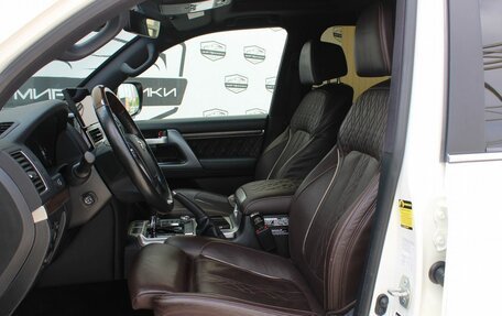 Toyota Land Cruiser 200, 2017 год, 7 500 000 рублей, 18 фотография