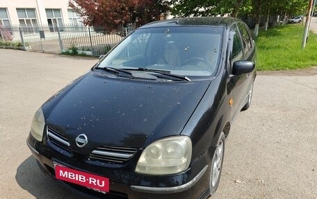 Nissan Almera Tino i, 2003 год, 495 000 рублей, 1 фотография