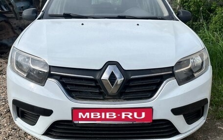 Renault Logan II, 2017 год, 425 000 рублей, 1 фотография