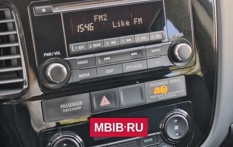 Mitsubishi Outlander III рестайлинг 3, 2012 год, 1 350 000 рублей, 15 фотография