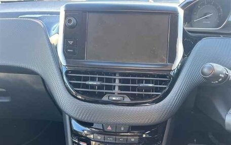 Peugeot 2008 II, 2014 год, 660 000 рублей, 7 фотография