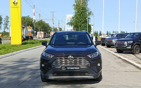 Toyota RAV4, 2021 год, 3 300 000 рублей, 2 фотография