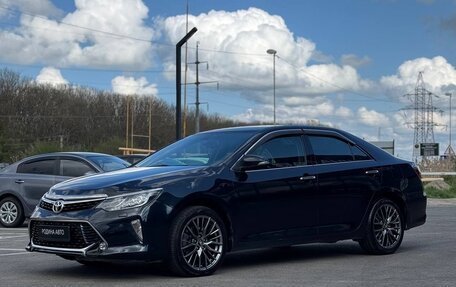 Toyota Camry, 2017 год, 2 250 000 рублей, 6 фотография
