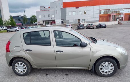Renault Sandero I, 2014 год, 400 000 рублей, 3 фотография