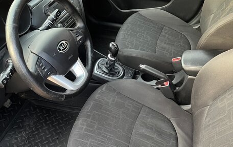 KIA Rio III рестайлинг, 2012 год, 790 000 рублей, 21 фотография