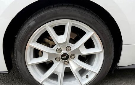 Ford Mustang VI рестайлинг, 2022 год, 2 650 008 рублей, 23 фотография