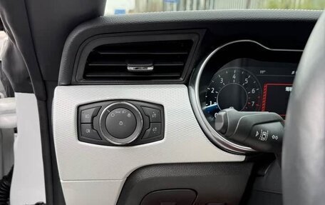 Ford Mustang VI рестайлинг, 2022 год, 2 650 008 рублей, 19 фотография