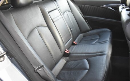 Mercedes-Benz E-Класс, 2008 год, 1 187 000 рублей, 11 фотография